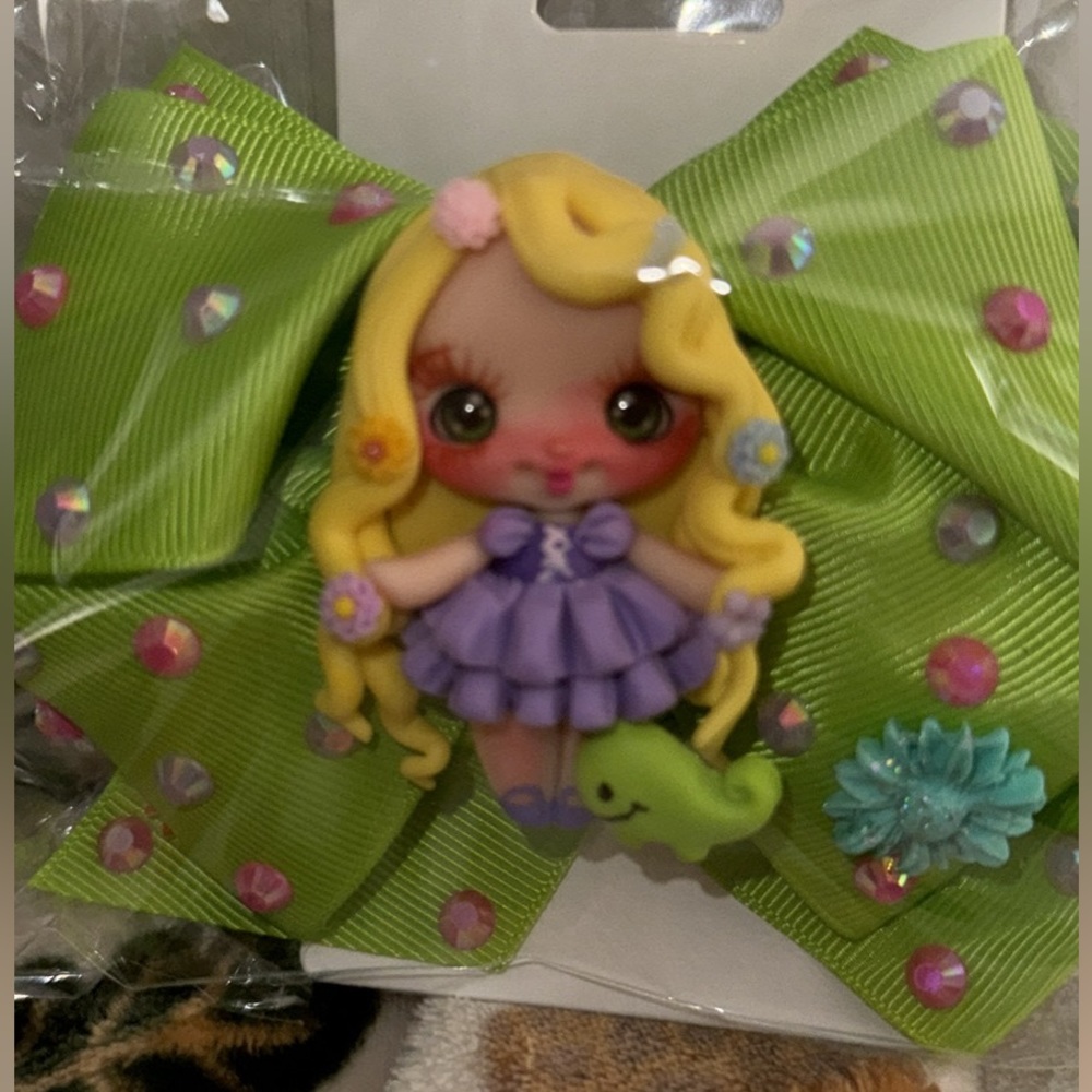 Handmade Bows Disney, Pixar assorted Characters, colors, clay, light weight